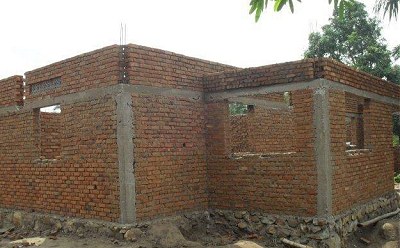Medische School in aanbouw, Kiliba, September 2010