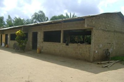 Afbouw 2 lokalen CEG High School Sazu, Benin