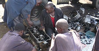 Praktijkgerichte 2-jarige opleiding tot automonteur, Kisumu, Kenia